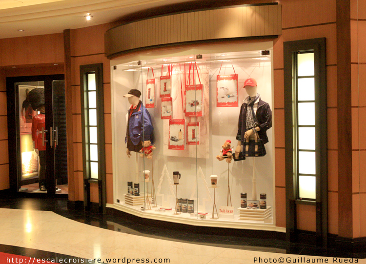 Queen Mary 2 - Boutique - Mayfair Shops
