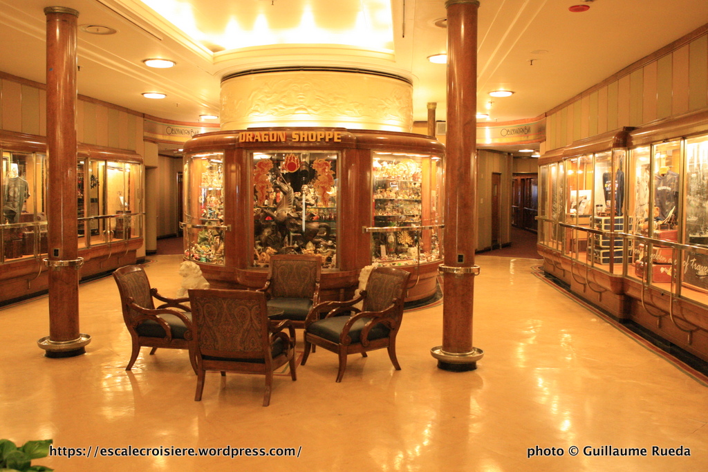 Queen Mary - Boutiques - The Main Hall