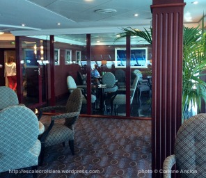 Sirena - Oceania - Horizon Lounge - Smoking Area